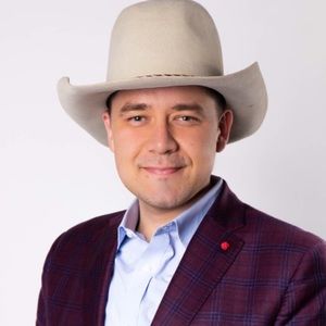 Meet your Posher, Caleb